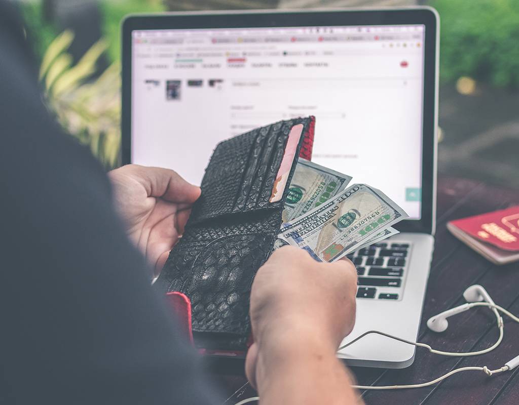 Los Orígenes y Regulación en España del Crowdfunding