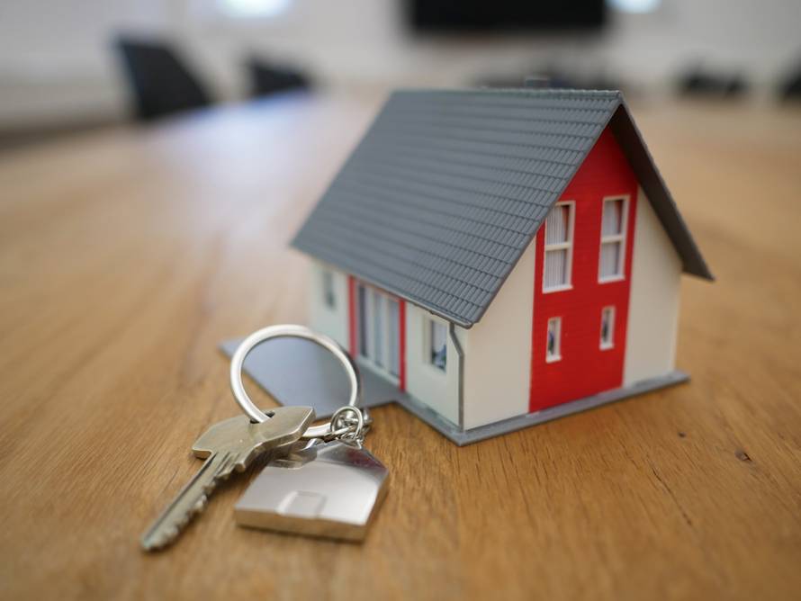 La CNMC abre un expediente sancionador contra siete portales inmobiliarios por inflar el precio de la vivienda
