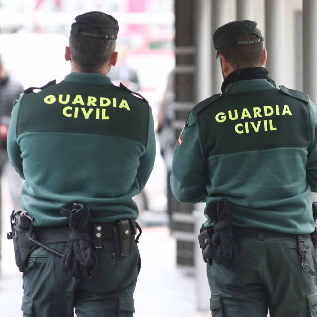 “Benemérito instituto, guarda fiel de españa entera”, una historia de honorable hombres