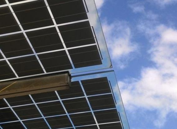 Swaps fotovoltaicos: Dueños de huertos solares pueden reclamar a la banca