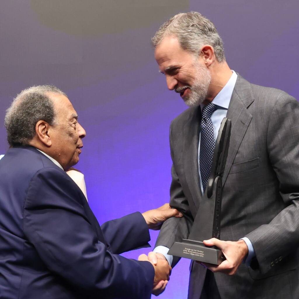 S.M. el Rey entrega el World Peace and Liberty Award a Andrew Young, icono de los derechos civiles en EEUU