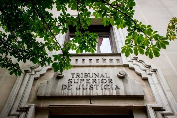 La Justicia otorga la ejecución provisional de la sentencia a Alsa y obliga al Ministerio de Trabajo a inscribir su plan de igualdad