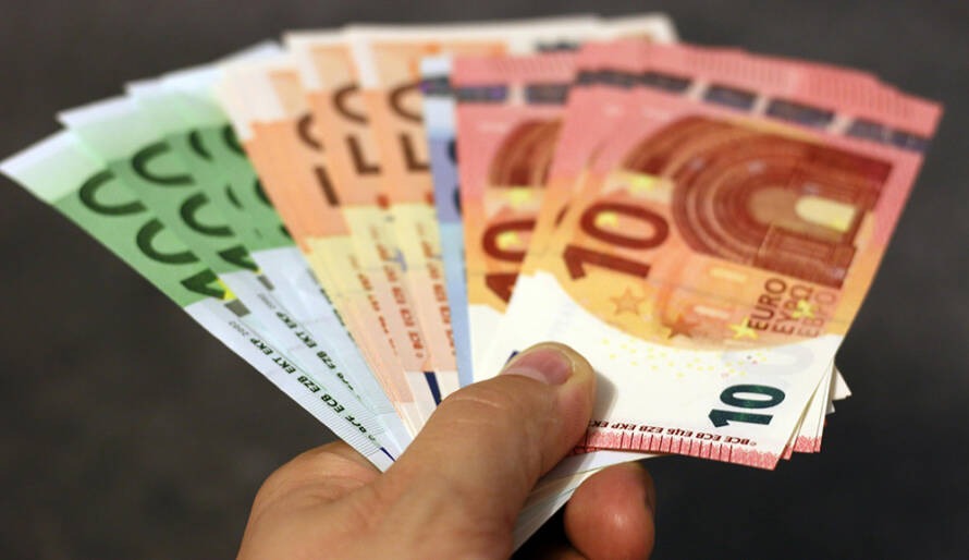 La UE pide flexibilidad en los envíos de dinero en casos de blanqueo