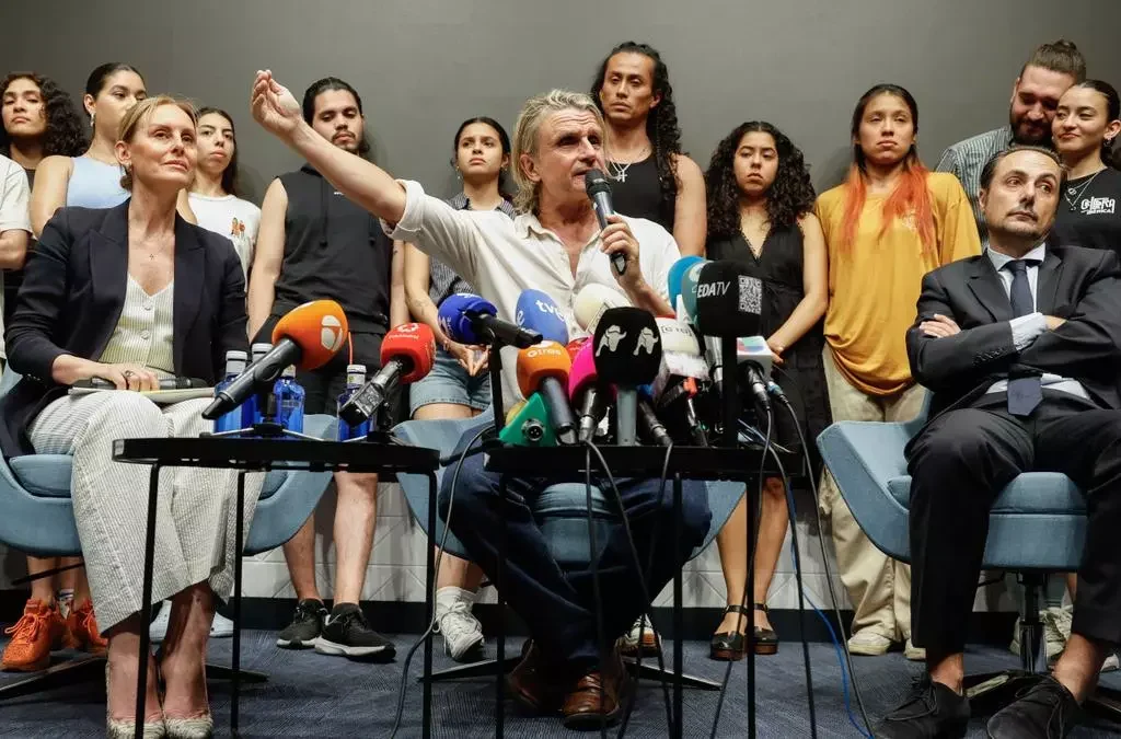 17 bailarines que trabajaban para Nacho Cano han denunciado a la Policía por coacciones y falsedad