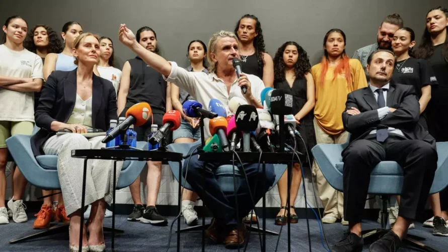 17 bailarines que trabajaban para Nacho Cano han denunciado a la Policía por coacciones y falsedad