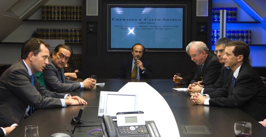 El Ministro de turismo de Israel visita el bufete Cremades