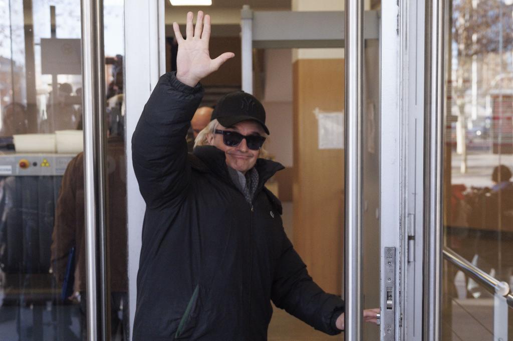 El juez imputa a dos policías del ‘caso Nacho Cano’ por coacciones a los becarios