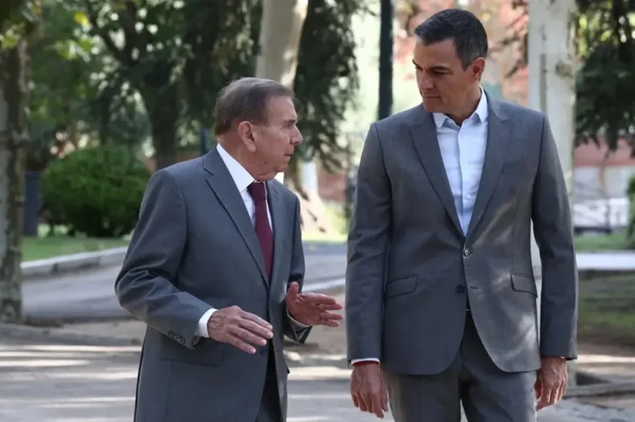 La defensa de Rocío San Miguel, presa en Venezuela, pide una «declaración contundente» de Sánchez contra Maduro