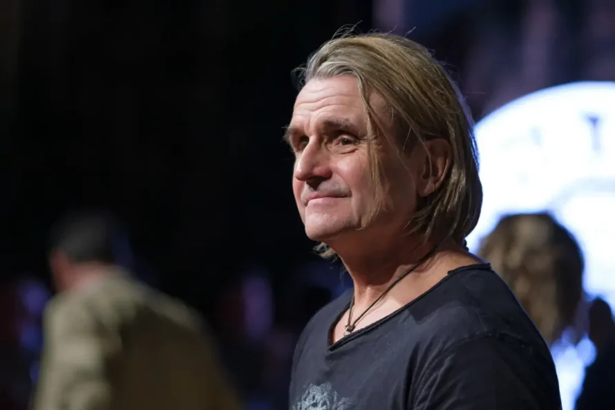 Nacho Cano «se cansa» y demanda a la becaria que le acusó de trata de personas