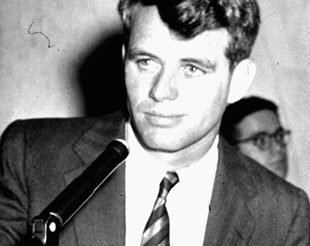 Robert F. Kennedy: 100 años del nacimiento de una figura esencial en el movimiento por los derechos civiles