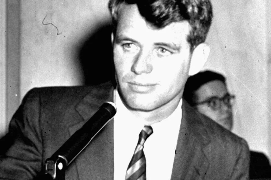 Robert F. Kennedy: 100 años del nacimiento de una figura esencial en el movimiento por los derechos civiles