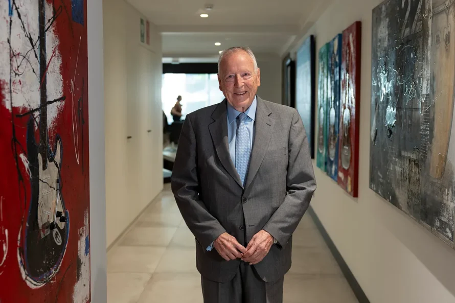 Álvarez del Manzano, el alcalde de las tres mayorías absolutas en Madrid: «Le he dicho a Almeida que debe insistir con los Juegos Olímpicos; Madrid se los merece»