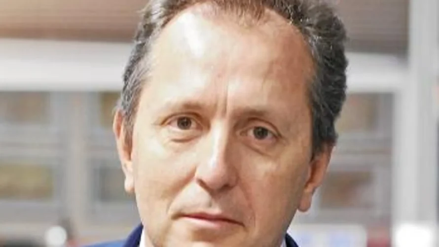 Javier Cremades: «Debemos liderar los debates públicos»